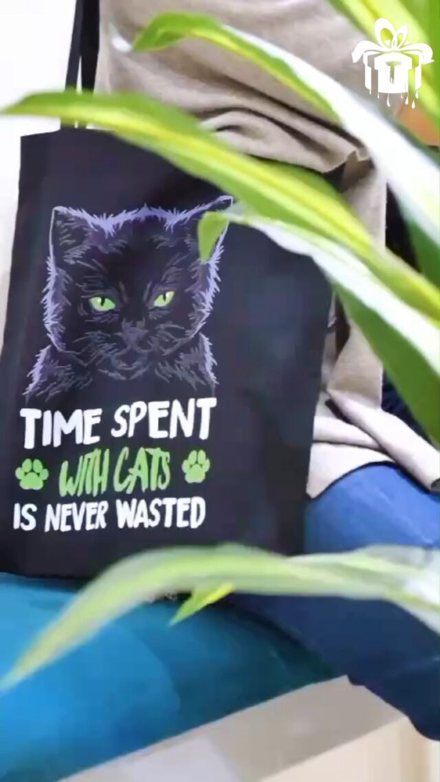 Découvrez nos designs uniques 🌿 Visitez notre site via le lien en bio pour en savoir plus !
#ToteBag #cadeaunaissance #cadeaupersonnalise #cadeaumaman #cadeaumaman❤️